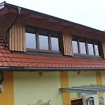 Waldhof 3*