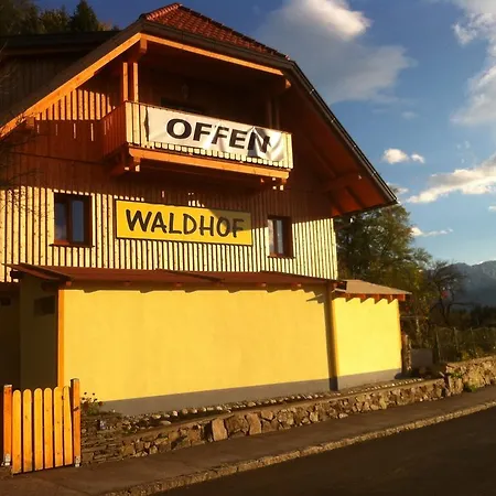 Waldhof 3*